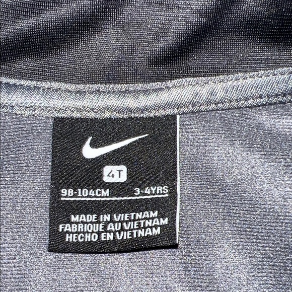 Nike Black and Gray Tracksuit with Neon Highlights - Picture 4 of 7